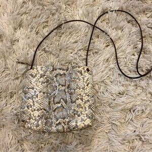 Snake print long strap purse. NWT